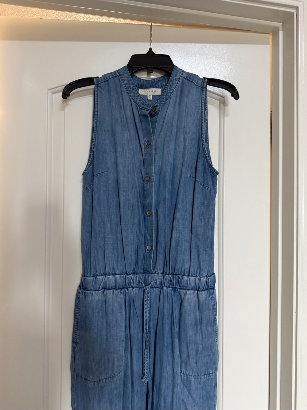 Side Stitch Tencel Chambray Button-Front Jumpsuit in Light Blue size XXS